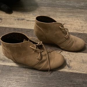 Manhattan collection boots